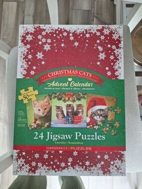 Christmas Cats Advent Calendar - Red & Green Cat Jigsaw Puzzle Set